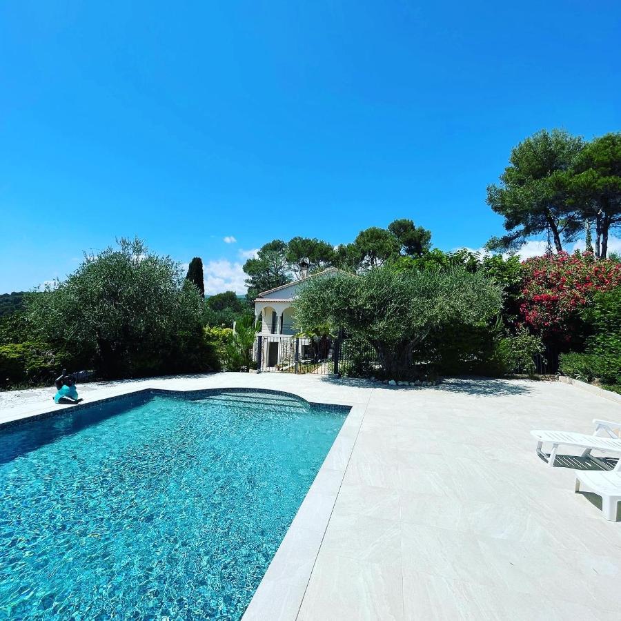 Villa La Carpenee Рокфор Ле Па Екстериор снимка